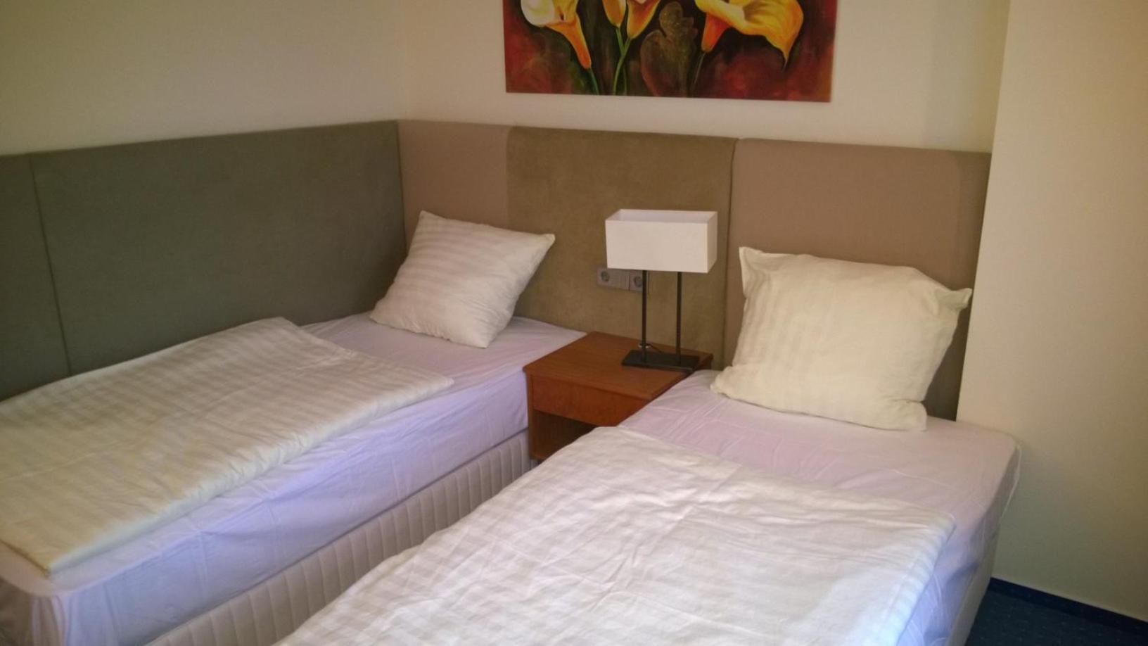 אשרסלבן Motel Monteur מראה חיצוני תמונה