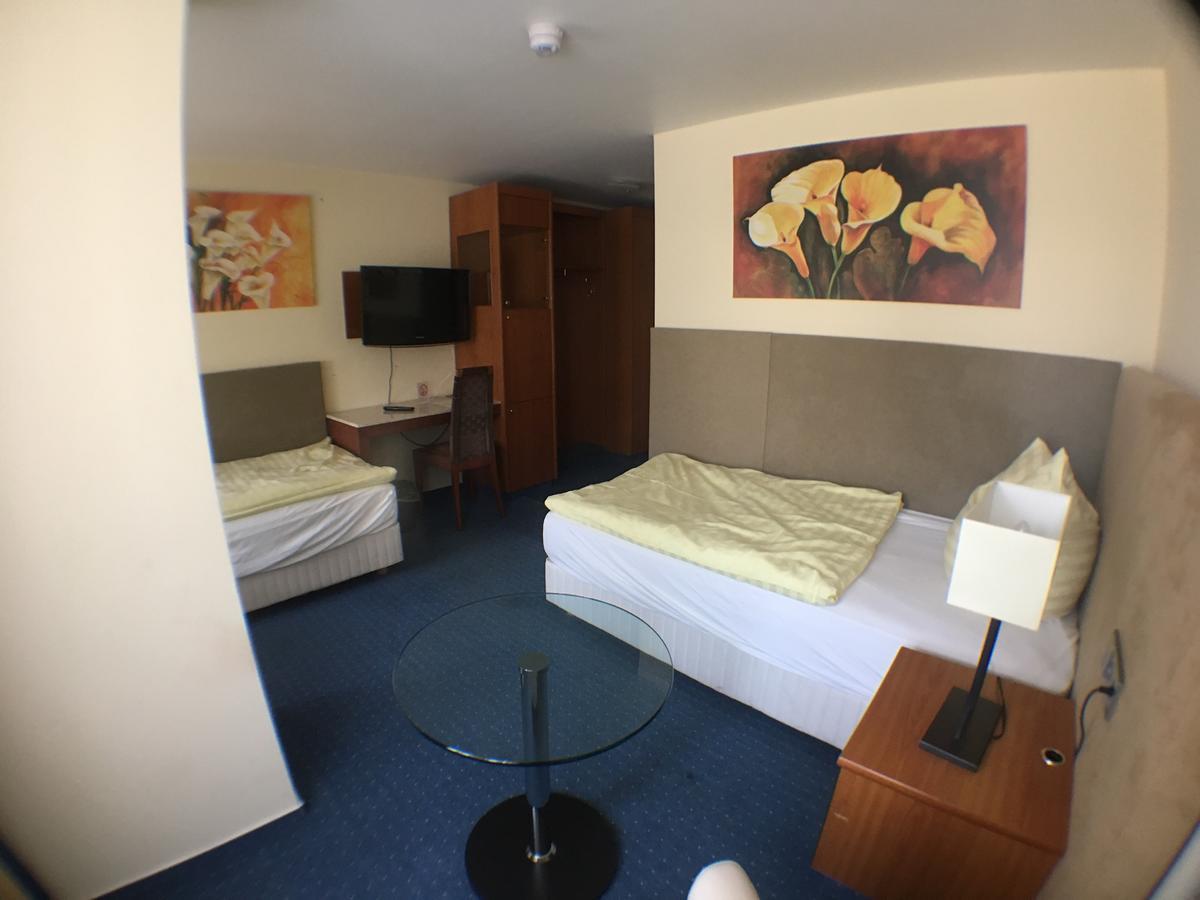 אשרסלבן Motel Monteur מראה חיצוני תמונה