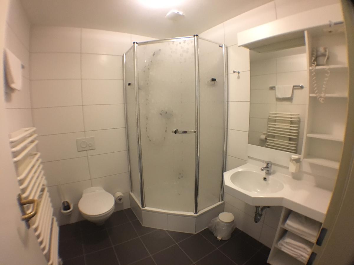 אשרסלבן Motel Monteur מראה חיצוני תמונה