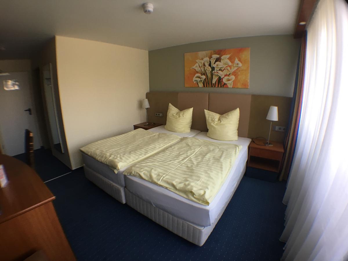 אשרסלבן Motel Monteur מראה חיצוני תמונה